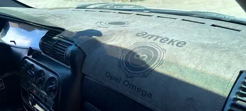 Opel Omega