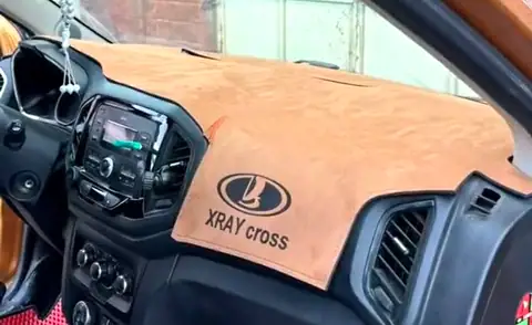 Lada Xray I
