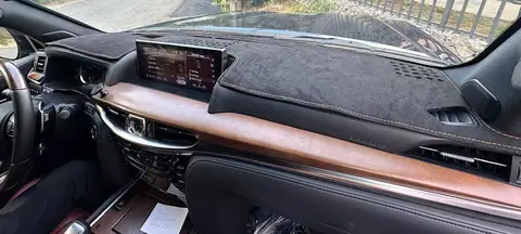 Lexus LX570
